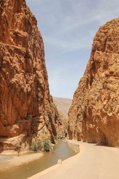 The Dades Valley and the Dades Gorge in Morocco are definitely one of the must see places. Beautiful old Kasbahs and spectacular red-colored canyons, formed by the Dades River are waiting for you to explore! There are plenty thinks to see inside the Dades Valley: Including the breathtaking Dades Gorge, the spectacular winding road and the monkey fingers. Dades Valley Morocco, Dades Gorge Morocco, Amazing Locations, Travel Africa, Morocco Travel, Winding Road, Drive Through, Spain And Portugal, Africa Travel