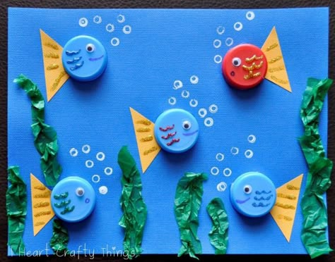 Water Bottle Crafts, September Crafts, Bottle Cap Art, Fish Crafts, Bottle Cap Crafts, Animal Crafts For Kids, Ocean Crafts, Kindergarten Science, Family Crafts