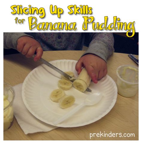 Slicing Skills for Banana Pudding- Pinned by @PediaStaff – Please Visit  ht.ly/63sNt for all our pediatric therapy pins Preschool Cooking Activities, Motor Skills Preschool, Preschool Food, Preschool Cooking, Cooking Activities, Cooking In The Classroom, Occupational Therapy Kids, Preschool Fine Motor Activities, Preschool Fine Motor