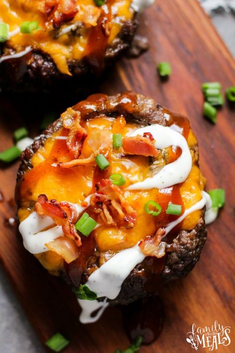 Fully Loaded Burger Bowls #familyfreshmeals #burger #burgerbowl #keto #paleo #healthy #grill #beef #fullyloaded #easyrecipe Loaded Burger Bowls, Recipes Burgers, Loaded Burger, Bacon Bbq Sauce, Burger Bowls, Keto Burger, Bbq Bacon, Family Fresh Meals, Hamburger Patties