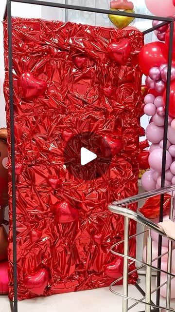 Balloon Photo Booth Ideas, Party Rental Ideas, Valentine Backdrop, Christmas Tree Decorations Ribbon, Diy Backdrop, Christmas Backdrops, Balloon Backdrop, Balloon Wall, Wall Backdrops