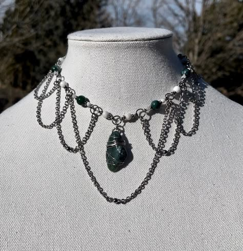 Moonstone and Moss Agate fairygrunge dangly crystal choker - y2k crystal beaded jewelry by JTokeJewelry on Etsy Crystal Beads Jewelry, Gothic Jewelry Diy, Dagger Necklace, Winter Necklace, Crystal Bead Jewelry, Crystal Choker, Gothic Jewelry, Agate Pendant, Moss Agate