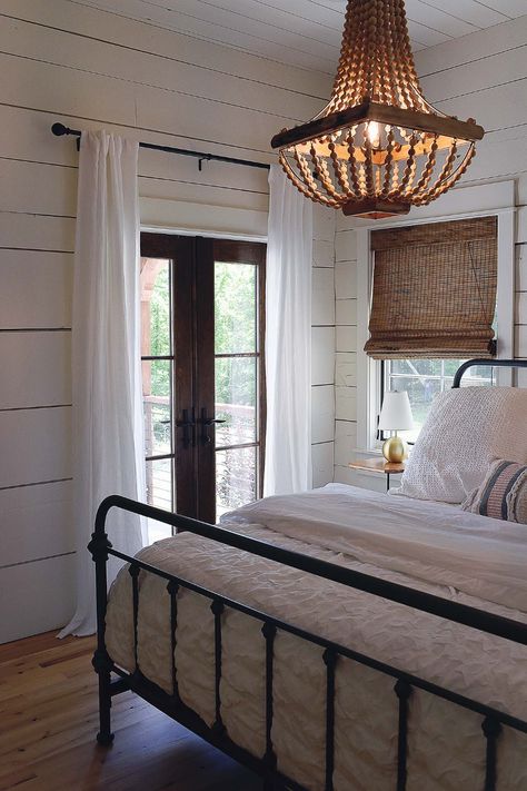 Lake Cottage Bedroom, Lakehouse Bedroom, Cottage Bedrooms, Lake House Bedroom, Lake House Interior, House Bedrooms, Cottage Interior, Cottage Bedroom, Lake Cottage