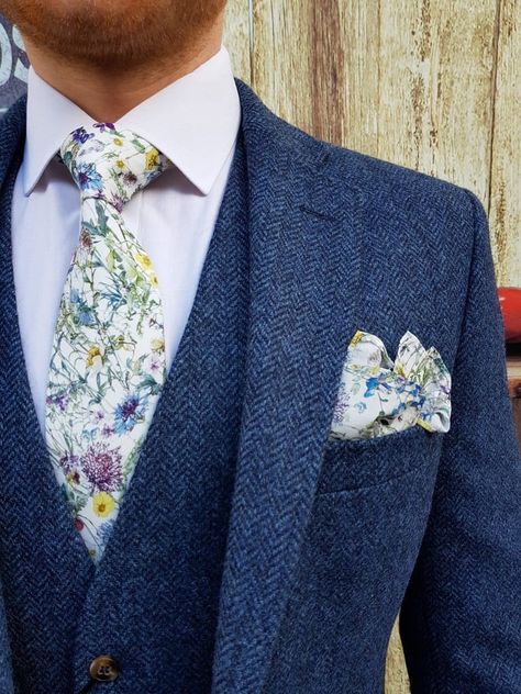 Blue Tweed Wedding Suits, Mens Tweed Suit, Tweed Wedding, Wedding Groomsmen Attire, Tweed Wedding Suits, Herringbone Suit, Groom Wedding Attire, Blue Suit Wedding, Tweed Suit