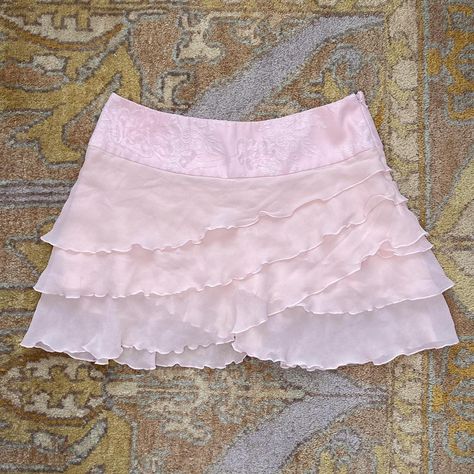 90s Y2K Pink Silk Ruffled Mini Skirt Arden B. 100%... - Depop Baby Pink Mini Skirt, Silk Ruffle Skirt, 2000 Skirts, Pink Satin Mini Skirt, Spring Mini Skirt, Skirts 2000s, Pink Mini Skirt Outfit, Coquette Mini Skirt, 2000s Mini Skirt