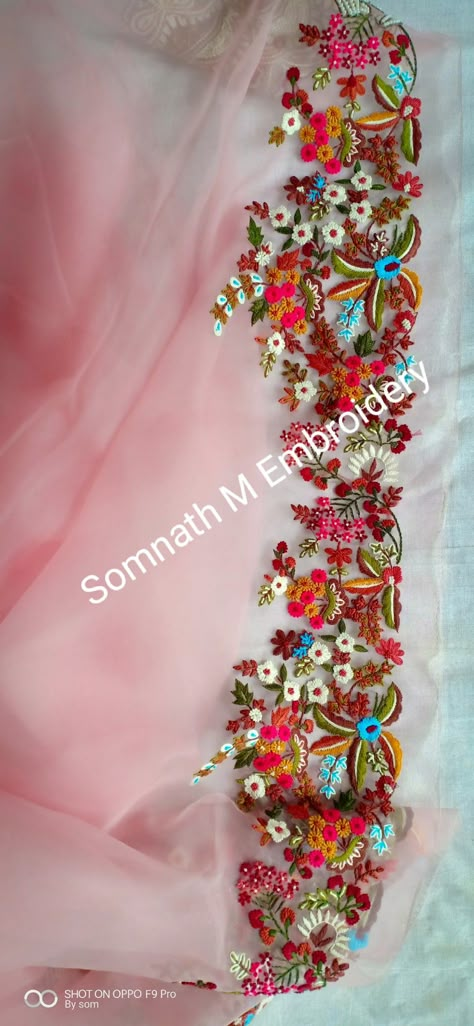 Machine Embroidery For Saree, Hand Work Embroidery Suits Style, Machine Embroidery Designs For Lehenga, Thread Work Saree Embroidery, Anamika Khanna Embroidery Details, Thread Work Embroidery Suits, Machine Work Embroidery On Suits, Anamika Khanna Saree, Pakistani Gowns