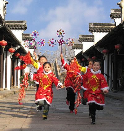 Chinese New Year is celebrated by wearing red clothing and decorating the house with red. Spring Festival Outfit, Chines New Year, Ang Pow, China Spring, Red Clothing, Chinese New Year 2020, Chinese Festival, Happy Chinese New Year, New Year Celebration