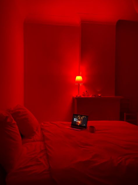 Red Light Room, Red Lights Bedroom, Orange Vibe, Red Place, Red Apartment, Bedroom Neon, Neon Lights Bedroom, Red Lights, Red Room