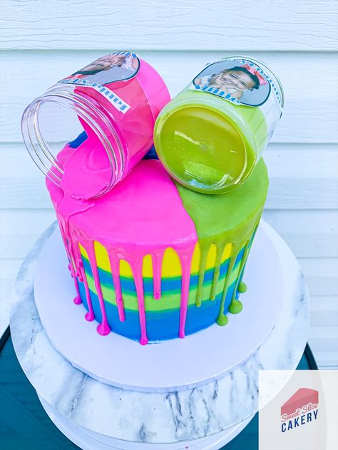 This slime cake is one of my favorite cakes and probably simplest! I love the personal touch on top including her picture as the logo! #dripcakes #buttercreamcakes #cakes #cakedecorating #cakeideas #cakedesign #slime #slimeideas #slimeforkids #kidscrafts Slime Inspired Birthday Cake, Slime Party Cupcakes, Slime Party Cake Ideas, Slime Cake Ideas, Nickelodeon Slime Party, Sprinkle Drip Cake, Slime Cake, Slimes Girl, Slime Birthday