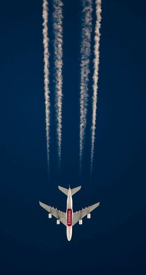 Emirates Airline Wallpaper, Emirates Pilot, Emirates Airbus, Jet Fighter Pilot, Emirates Airline, Jet Fighter, Aviation Photography, Aircraft Pictures, Fighter Pilot