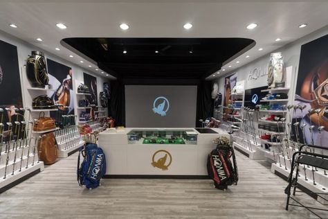 Golf Store Design, Golf Shop Interior Design, Honma Golf, Golf Pro Shop, Retail Trends, Retail Interior Design, Golf Design, Golf Shop, Retail Experience