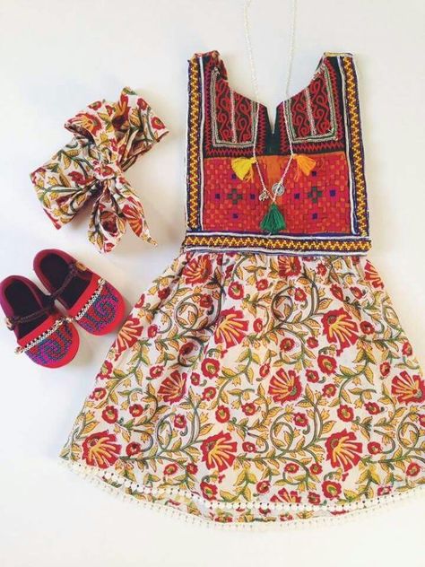 Bohemian Baby Clothes, Moon Clothing, Modern Baby Clothes, Hippie Baby, Bohemian Baby, Handmade Baby Clothes, Vintage Baby Clothes, Boho Kids, Hippie Dresses