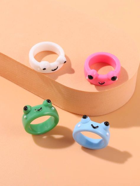 4pcs Frog Decor Ring | SHEIN USA Rings Shein, Frog Rings, Jewelry Shein, Rings Resin, Frog Ring, Amazing Frog, Rings Green, Frog Decor, Rings Accessories