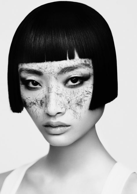 Dark Bob, Craig Smith, Photography Styling, Fashion Photography Inspiration, Creative Hairstyles, Hair And Makeup Artist, Beauty Editorial, Fashion Images, Short Bob Hairstyles