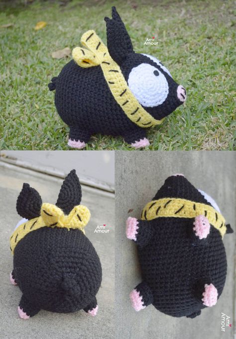 Pchan Amigurumi - Free Crochet Pattern - Ami Amour Cosplay Crochet, Black Pig, Cap Art, Bottle Cap Art, Pink Yarn, Black Felt, Different Angles, Amigurumi Free, Yarn Needle