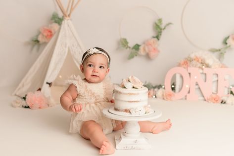 girls cake smash, Phoenix AZ cake smash photographer, AZ cake smash photography, boho cake smash Boho Smash Cake Girl, Boho Smash Cake, Boho Cake Smash, Birthday Cake Video, Baby Bump Pictures, Girls Cake, Baby First Birthday Cake, Boho Cake, 1st Birthday Party For Girls