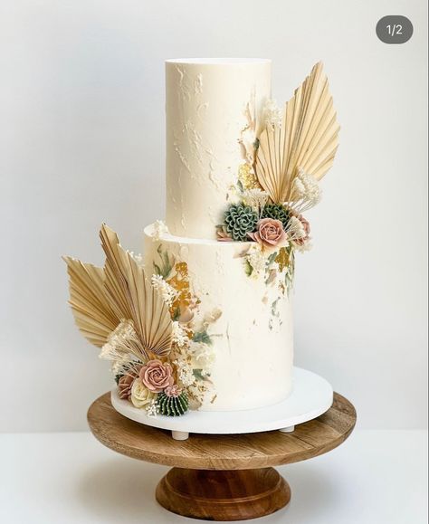 Boho Wedding Theme Ideas, Boho Baby Shower Cake, Edible Flowers Cake, Boho Wedding Theme, Single Tier Cake, Boho Cake, Pastel Baby Shower, Boho Wedding Cake, Baby Shower Cakes Girl