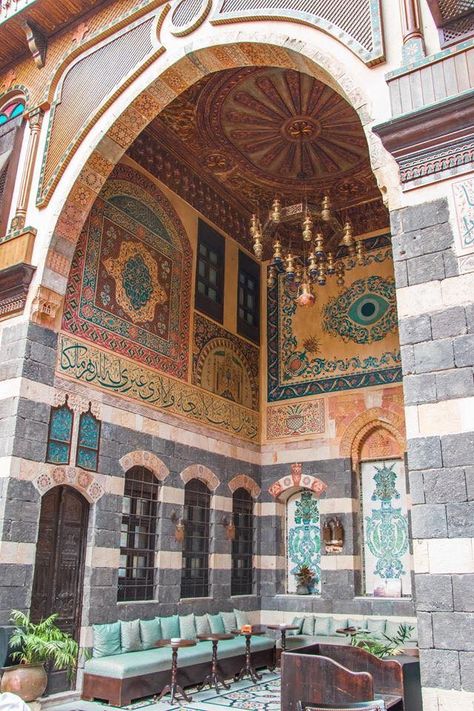 Syrian House, Arabian Architecture, Arabic Living Room, Turkish Architecture, Arabian Decor, Middle Eastern Decor, Arabic Decor, Damascus Syria, Arab Culture