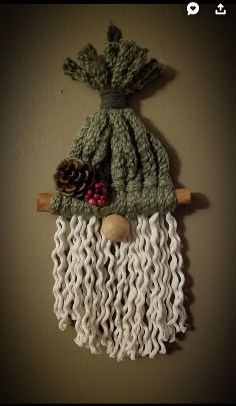 Handmade Christmas Crafts, Gnomes Crafts, Macrame Patterns Tutorials, Holiday Crafts Christmas, Fabric Christmas Ornaments, Christmas Ornament Crafts, Macrame Projects, Christmas Crafts Decorations, Macrame Design