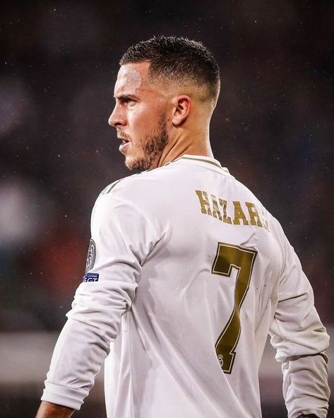 Eden Hazard Haircut, Soccer Hair, Cristiano Ronaldo Portugal, Ronaldo Real Madrid, Football Photography, Real Madrid Football, Soccer Memes, Real Madrid Players, Eden Hazard