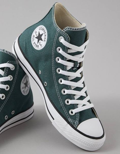 The original Chuck Taylor All Star—an icon for every era. Converse Shoes Colors, Cute Converse Colors, Unique Converse, Converse Shoes Men, School Dance Ideas, Cool Converse, Cute Converse Shoes, Converse Fashion, Cute Converse