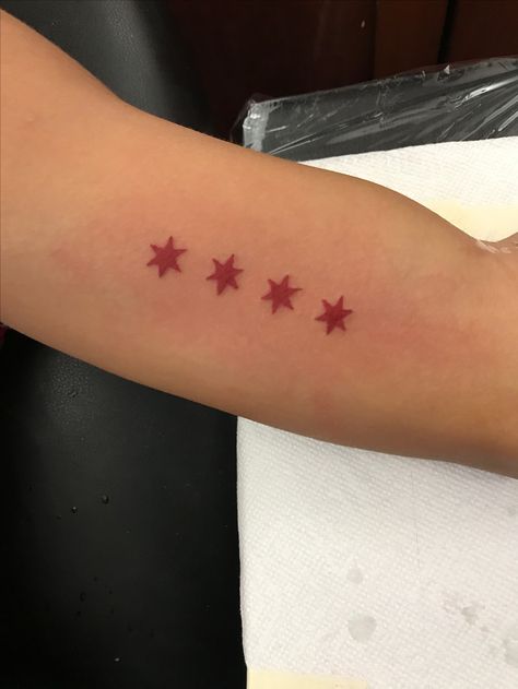 Chicago Stars tattoo Chicago Flag Tattoo, Star Tattoo Ideas, Marathon Tattoo, Skyline Tattoo, Cubs Tattoo, Chicago Tattoo, Stars Tattoo, Small Shoulder Tattoos, Flag Tattoo