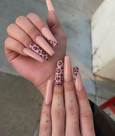 Pink Leopard Nails, Cowboy Nails, Ballet Nails, Hippie Nails, Edgy Nails, Gel Nails Diy, Grunge Nails, Leopard Nails, Winter Nail Art