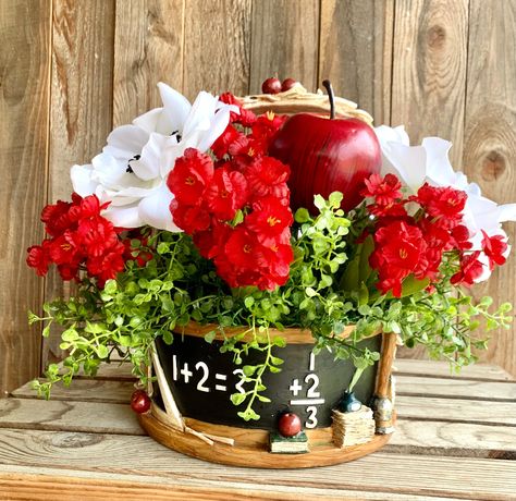 Ceramic Centerpiece for a Teacher With Florals and Apples, Whimsical School Decor, Classroom Centerpiece, Apple Decor, School Theme Decor - Etsy Apple Centerpieces, Ceramic Centerpiece, Apple Decor, Decor School, Decor Classroom, Apple Decorations, School Decor, School Theme, School Themes