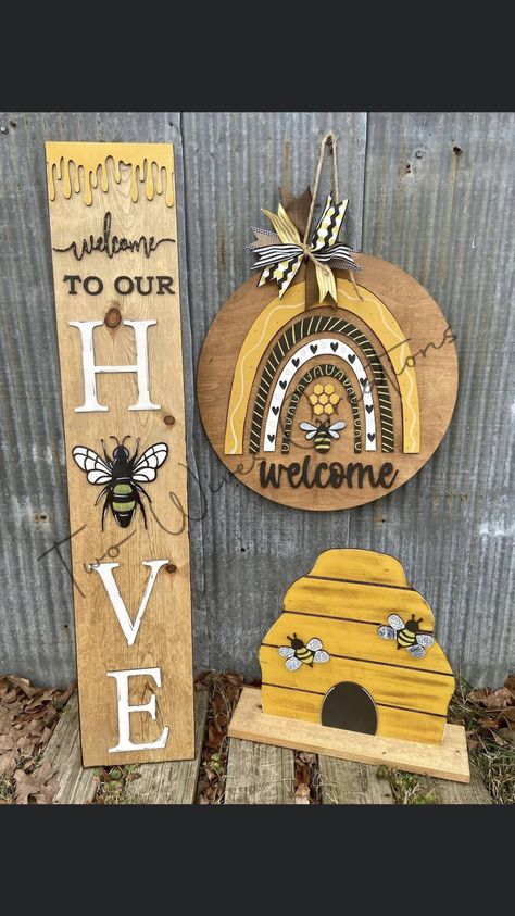 Bee Signs, Bee Hives Diy, Bumble Bee Craft, Bee Kitchen, Bee Hive Craft, Bee Craft, Bee Stuff, Bee Classroom, Bee Sign