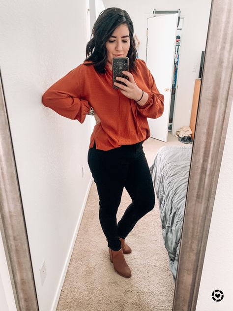 Orange Top Outfit Work, Orange Top Outfit Fall, Orange Tee Outfit, Burnt Orange Shirt Outfit, Burnt Orange Top Outfit, Rust Top Outfit, Orange Shoes Outfit, Peasant Top Outfit, Fall Outfits Date Night