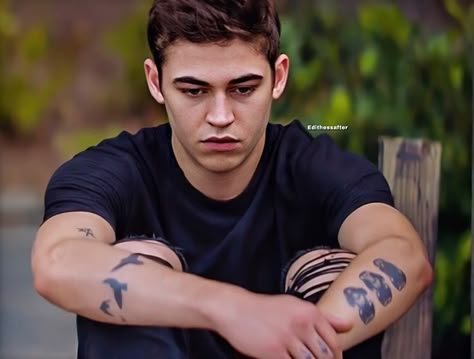 Edithessafter on Instagram: “Sad Hardin Scott 💔 -give credit if you repost 🙏” Tattoo Designs For Boys, Tattoo Chart, Hero Tiffin, Hero Fiennes Tiffin Hardin, Tattoo Quotes For Men, Tessa Hardin, After Passion, Gangsta Tattoos, Hot Hero