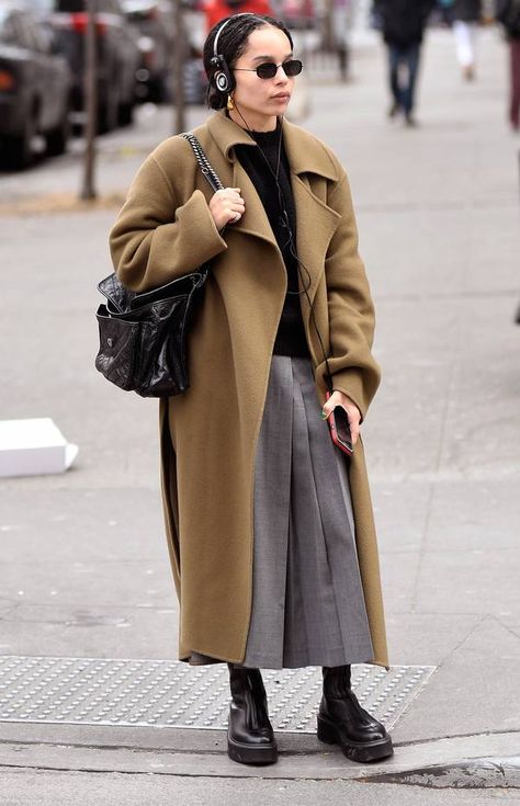 Zoe Kravitz Style, Zoe Isabella Kravitz, Ireland Scotland, Juergen Teller, Zoe Kravitz, Jane Birkin, Looks Street Style, Winter Trends, Mode Inspo