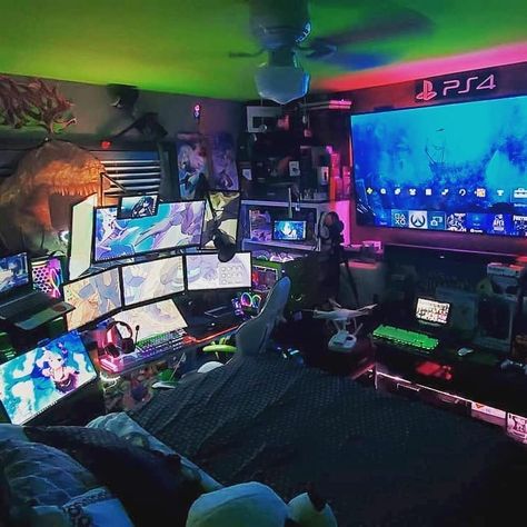 Gaming Equipment, Small Game Rooms, Retro Games Room, Best Gaming Setup, Computer Gaming Room, Home Studio Setup, Pc Gaming Setup, Video Game Room Design, Video Game Rooms