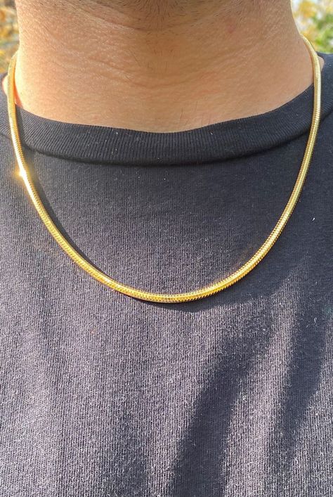 Unisex Gold Chain Design, Baby Chains Gold, Gold Chains For Men Indian, Gold Neck Chain, Real Gold Necklace, Men Chain, Real Gold Chains, Indian Constitution, Gold Snake Chain