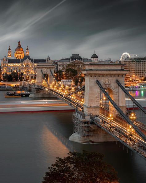 Architecture & Design - Photo by: @adamhliva [IG] | Facebook Budapest October, Budapest Danube, Visit Budapest, Bucharest Romania, Historical Monuments, Beautiful Places On Earth, Time Photo, Central Europe, Budapest Hungary