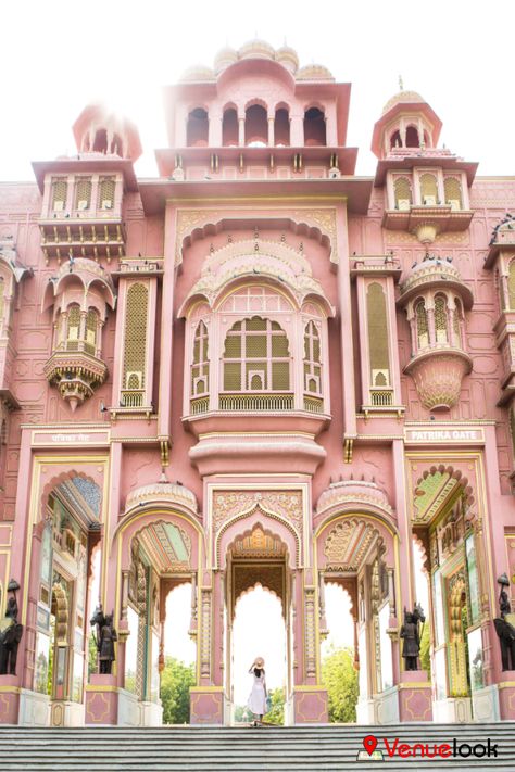 Pink Architecture, Pink City, Travel India, Indian Architecture, Pink Houses, City Architecture, Jaipur India, Incredible India, Beautiful Buildings