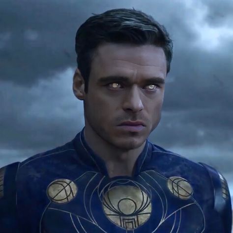 #ikaris #eternals #richardmadden #avengers #marvel #mcu #ucm Ikaris Eternals, Richard Madden, Vintage Boys, Marvel Series, Man Thing Marvel, Iconic Women, Small World, Marvel Cinematic Universe, Marvel Cinematic