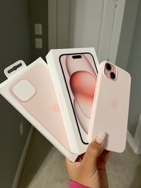 Iphone 15 Pink Case, Iphone 13 Pink Aesthetic, Pink Iphone 15, Iphone 15 Aesthetic, Iphone 15 Plus, Iphone 15 Pink, I Phone 13, Girly Christmas Gifts, Dream Phone