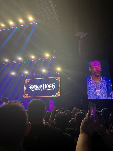 #concert #snoopdogg #vibes Snoop Dogg Concert, Happy Birthday Steve, Fresh Prince, Snoop Dog, Dream Board, Snoop Dogg, Beautiful Summer, Ig Story, Happy Birthday