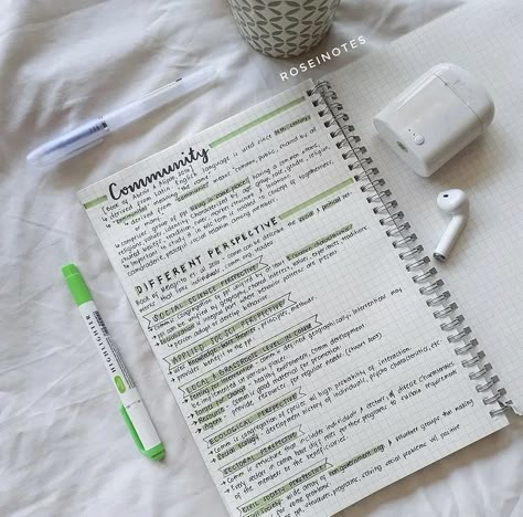 How To Take Notes Aesthetically, How To Write Notes Aesthetically, Revision Ideas, Note Inspiration, Notes Motivation, Notes Idea, Organization Notes, Handwriting Examples, Note Ideas