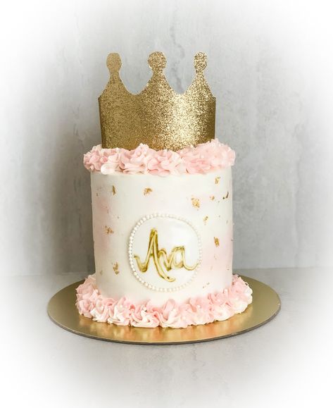 Princess Theme Smash Cake, Simple Princess Theme Birthday Cake, Once Upon A Time Birthday Party Cake, Princess Half Birthday Cake, Princess Smash Cake 1st Birthday, Simple Princess Cake Ideas, Small Princess Cake, Simple Princess Cake, Princess Smash Cake