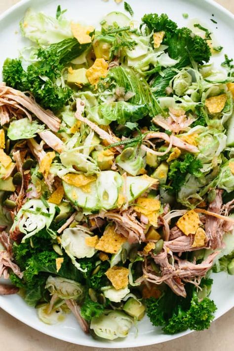 Post Image Carnitas Salad, Pulled Pork Leftover Recipes, Slow Cooker Carnitas, Pulled Pork Leftovers, Homemade Lunch, Make Ahead Lunches, Pulled Pork Recipes, Eat Salad, Main Dish Salads