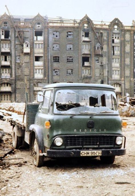 Old London Photos | London Docks, 1970s, even the Bedford looks sad London Docklands, London History, Old London, River Thames, London Photos, Old Photos, In London, 1970s, Places To Visit