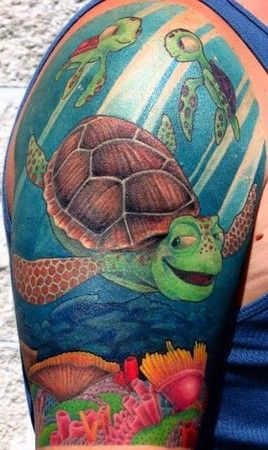 Finding Nemo Tattoo!! Finding Nemo Tattoo, Nemo Tattoo, Turtle Spirit Animal, Turtle Tattoos, Disney Finding Nemo, Koi Tattoo, Sweet Tattoos, Turtle Tattoo, Disney Tattoo