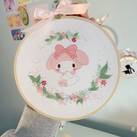 Sanrio Embroidery Pattern, Kawaii Embroidery Ideas, Ideas De Bordado Aesthetic, Embroidery Inspiration Aesthetic, My Melody Embroidery, Sanrio Embroidery, Kuromi Embroidery, Bordados Aesthetic, Kawaii Embroidery