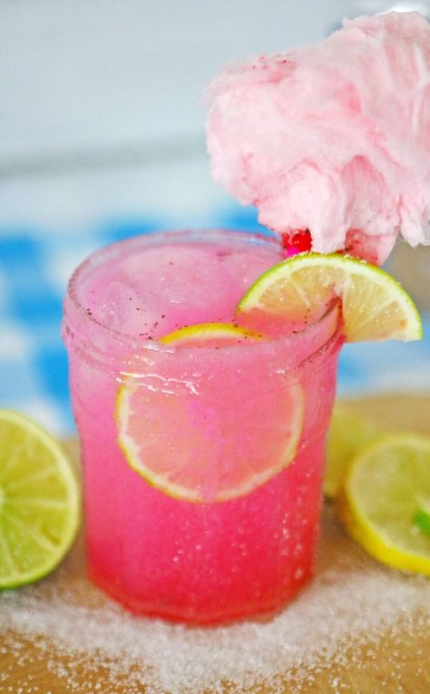 Cotton Candy Margarita, Mixed Drinks Alcohol Recipes, Welcome Drinks, Pear Vodka, Easter Cocktails, Fun Drink Recipe, Candy Cocktails, Cocktail Drinks Alcoholic, Yummy Alcoholic Drinks