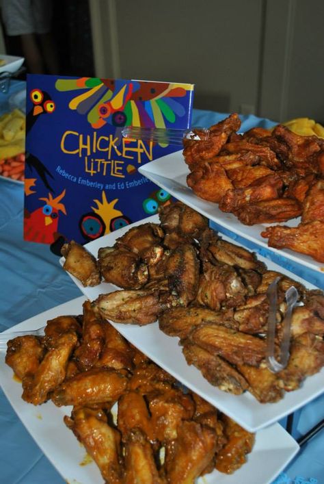 Chicken Little chicken wing display for book themed baby shower Chicken Wings Party Display, Chicken Wings Catering Display, Chicken Wing Display Ideas, Chicken Wing Birthday Party, Chicken Wing Bar Party Ideas, Chicken Wing Buffet, Black People Baby Shower Food, Baby Shower Food Ideas Black People, Baby Shower Menu Ideas Buffet