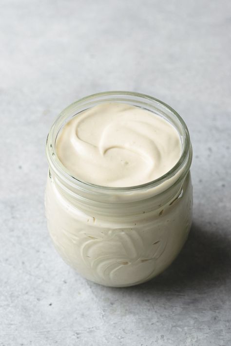 Vegan Japanese Mayo (Kewpie Mayo) - Ellie Likes Cooking Japanese Mayo, Kewpie Mayo, Vegan Japanese, Mayo Recipe, Diy Food Gifts, Vegan Mayo, Natural Food Coloring, Vegan Beans, Veggie Dip