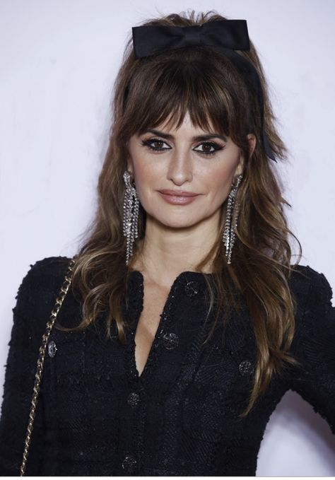 Bow Hairstyle With Bangs, Holiday Party Updo, Hairstyle With Bangs, Christmas Party Hairstyles, Hair Goal, Bow Hairstyle, Long Hair With Bangs, Penelope Cruz, Party Hairstyles