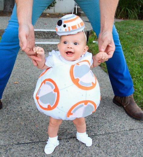 BB-8 Star Wars Costume for Babiescountryliving Baby Star Wars Costume, Bb8 Costume, Star Wars Family Costumes, Funny Baby Costumes, Star Wars Costumes Diy, Disfraz Star Wars, Diy Baby Costumes, Star Wars Halloween Costumes